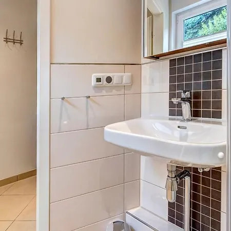 דירה Ferienwohnung Sellin 1 סלין